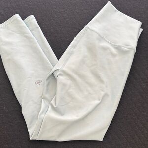 ALO Yoga light blue airlift 7/8 legging pant S Small